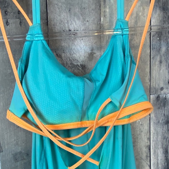 Lululemon Flow & Go Tank in Angel Blue / Creamsicle Pop Size 6. - Picture 5 of 15